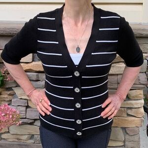 Michael Kors black/white stripes stretchy sweater, half sleeve, good condition,M